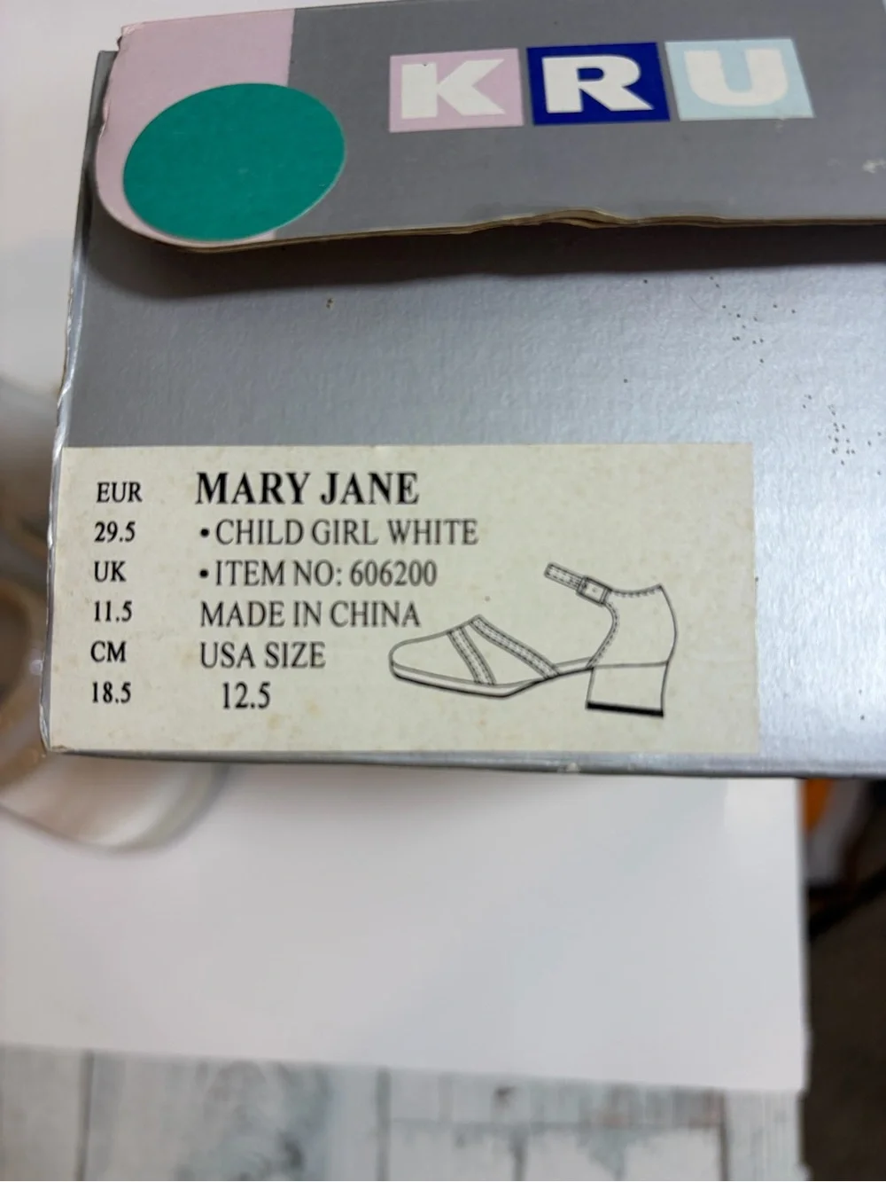 KRU Girls Elegant Ivory Satin Ankle-Strap  Dress Shoes 12.5 NIB